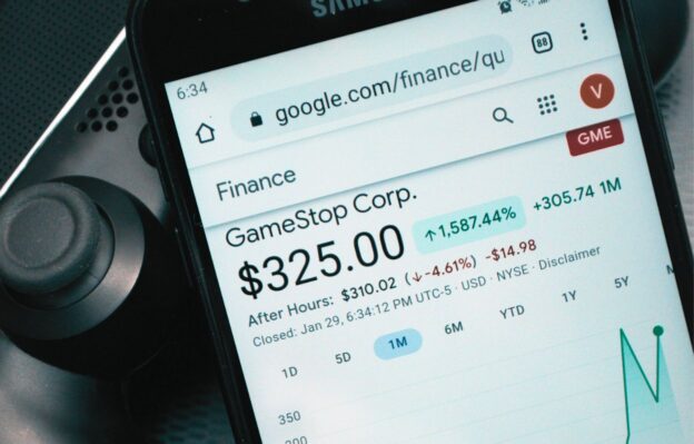“Roaring Kitty” anuncia su regreso disparando precio de GameStop, Bitcoin y memecoins también suben  – DiarioBitcoin